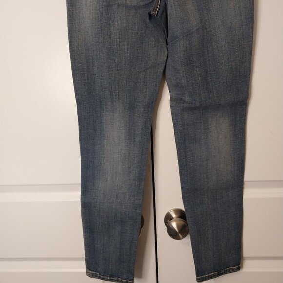 Tilly's Rewash Metro Mid-Rise Jeans - Picture 8 of 8